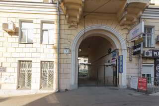 Апартаменты Apartments on Independence Square Киев Апартаменты-студио с гидромассажной ванной - Лютеранская, 3-5