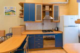 Апартаменты Apartments on Independence Square Киев Апартаменты-студио с гидромассажной ванной - Лютеранская, 3-14
