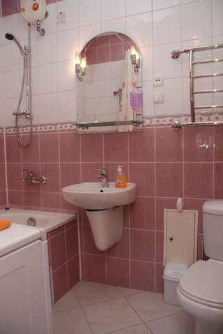 Апартаменты Apartments on Independence Square Киев Апартаменты с 1 спальней (для 3 взрослых и 1 ребенка)-4