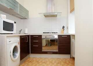 Апартаменты Apartments on Independence Square Киев Апартаменты с 1 спальней и гидромассажной ванной - Софиевская, 1-13