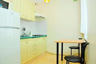 Апартаменты Apartments on Independence Square Киев Классический номер-студио - улица Трёхсвятительская, 3-4