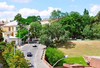 Апартаменты Apartments on Independence Square Киев Классический номер-студио - улица Трёхсвятительская, 3-10