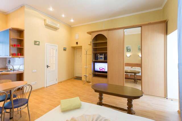 Апартаменты Apartments on Independence Square Киев-34