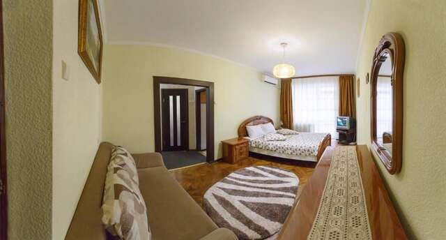 Апартаменты Apartments on Independence Square Киев-93